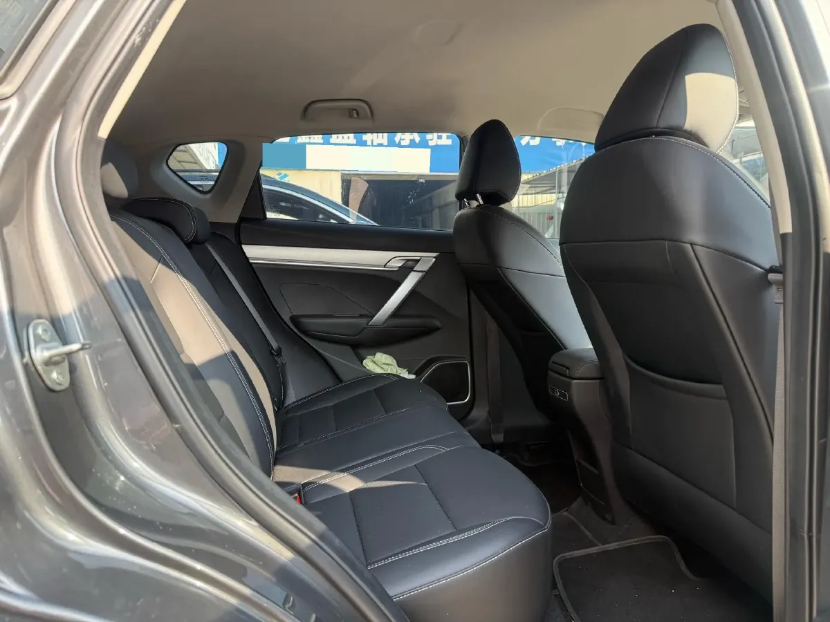 2025 Geely Coolray 1.5L 126HP L4 CVT,autocango,china used car exporter,china ev exporter,chinese used car exporter,chinese used ev exporter