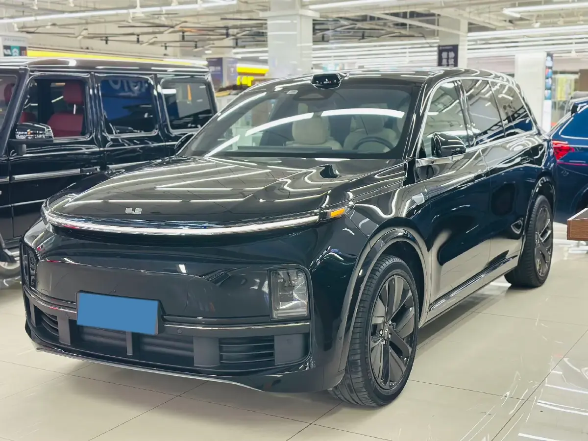 2024 Toyota Land Cruiser Prado 2.4T 282HP L4 8AT Hybrid