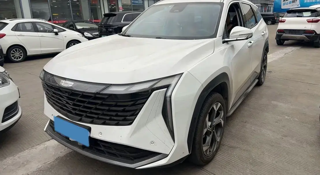 2023 Geely StarRay 1.5T 181HP L4 7DCT