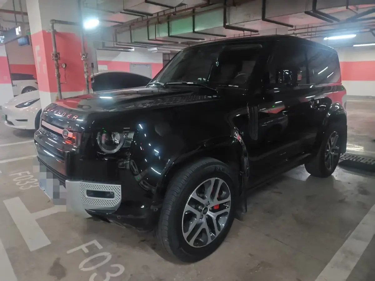 2024 Land Rover Defender 3.0T 400HP L6 8AT
