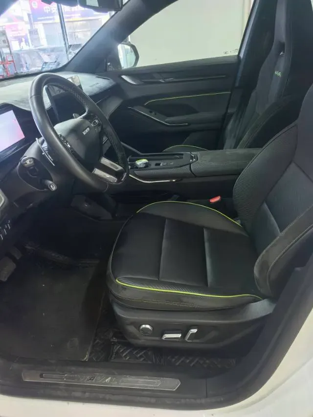 2022 Haval H6S 2.0T 211HP L4 7DCT,autocango,china used car exporter,china ev exporter,chinese used car exporter,chinese used ev exporter