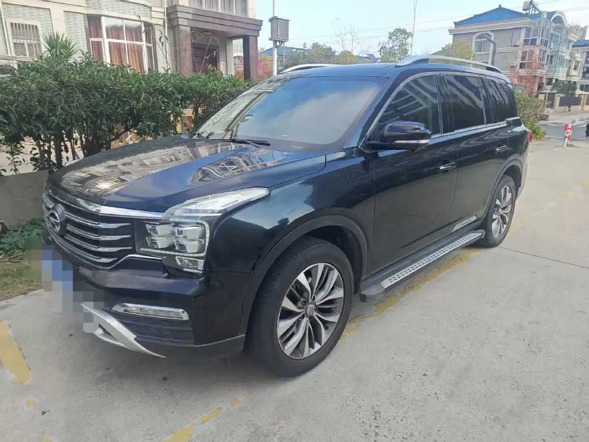 2017 GAC Trumpchi GS8 2.0T 201HP L4 6AT