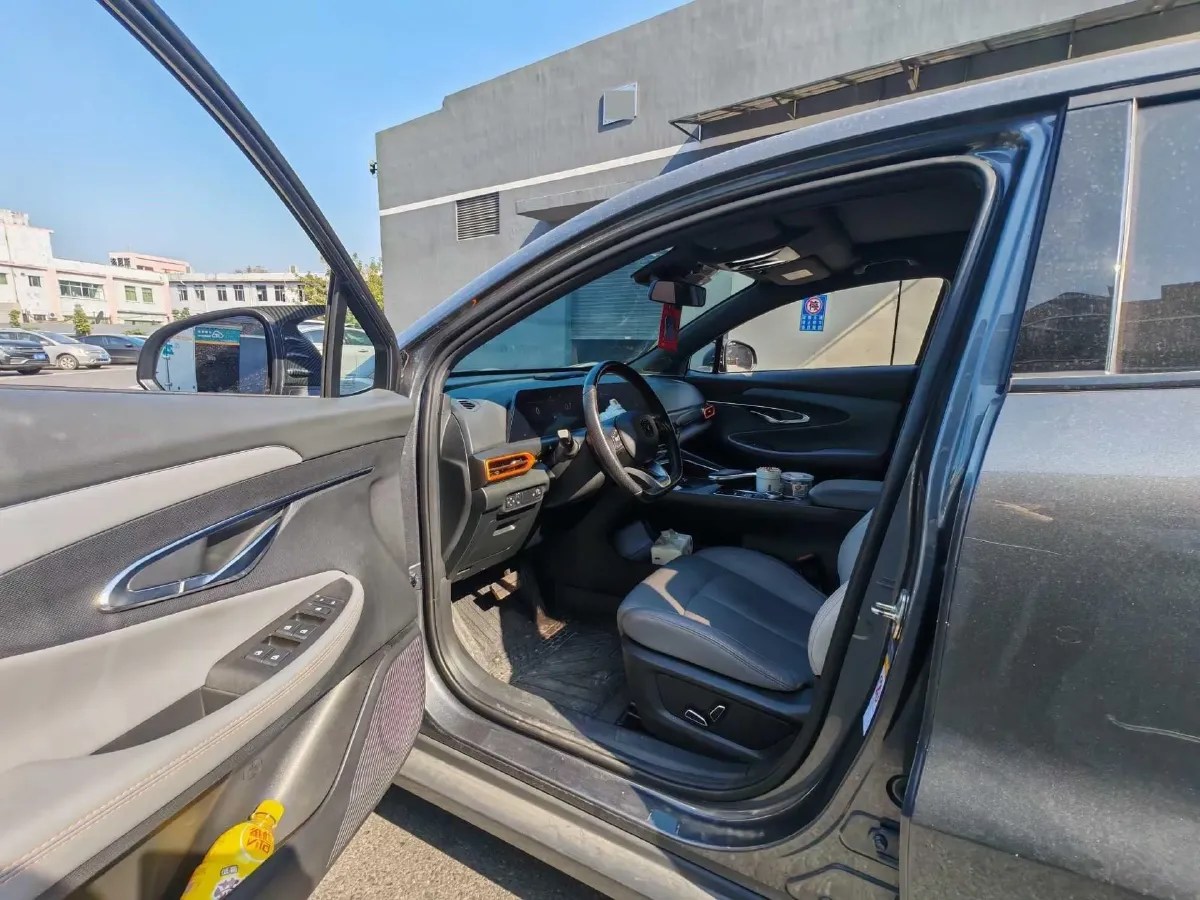 2022 ChangAn UNI-T 1.5T 188HP L4 7DCT,autocango,china used car exporter,china ev exporter,chinese used car exporter,chinese used ev exporter