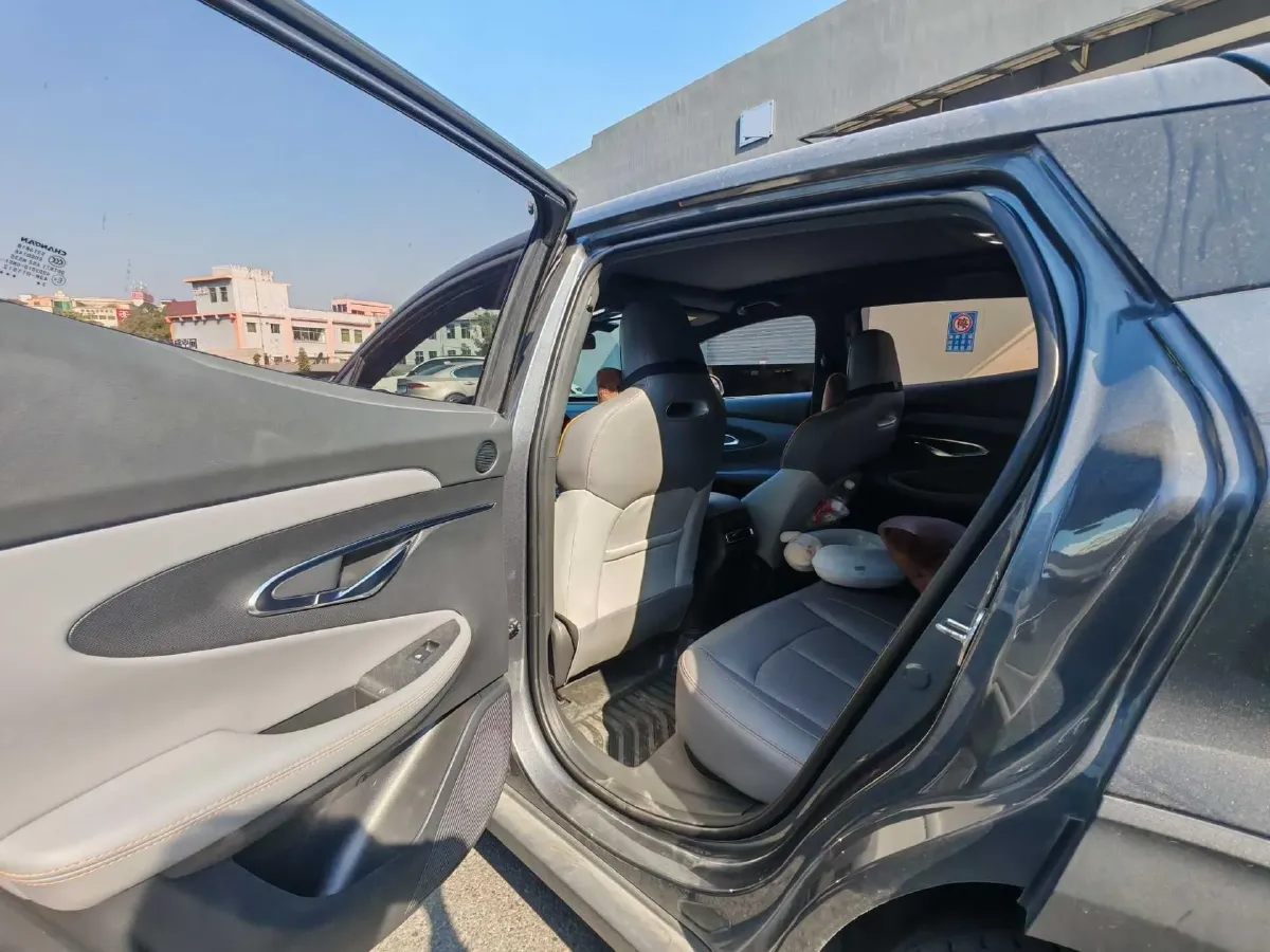 2022 ChangAn UNI-T 1.5T 188HP L4 7DCT,autocango,china used car exporter,china ev exporter,chinese used car exporter,chinese used ev exporter