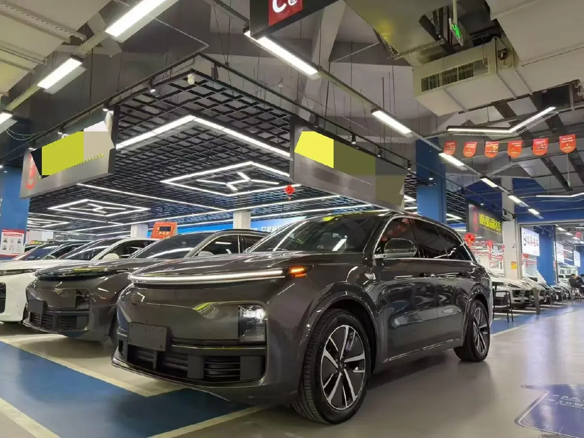 2023 Li L8 Range Extended 154HP REEV 40.9KWH