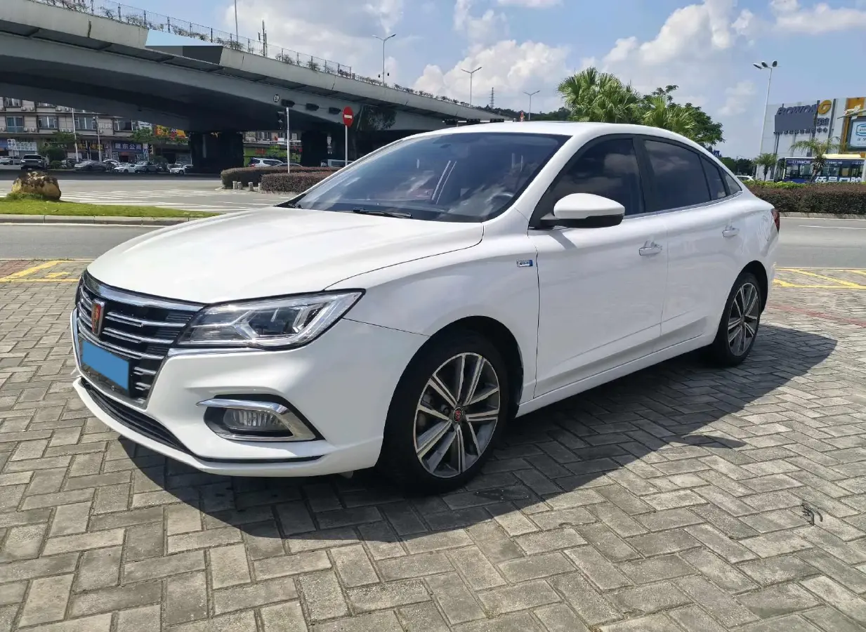 2019 Roewe i5 1.5T 169HP L4 7DCT