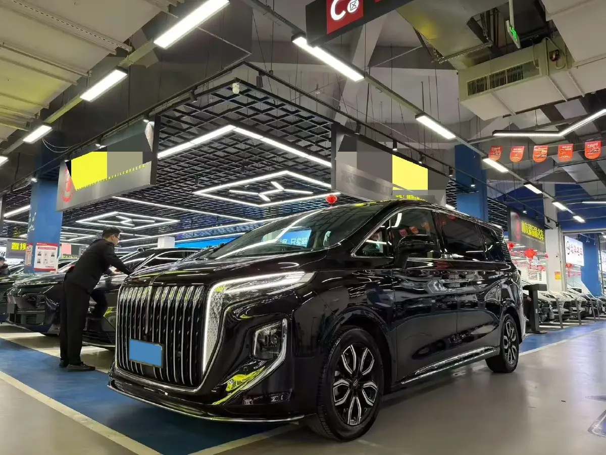 2023 HongQi HQ9 2.0T 252HP L4 8AT