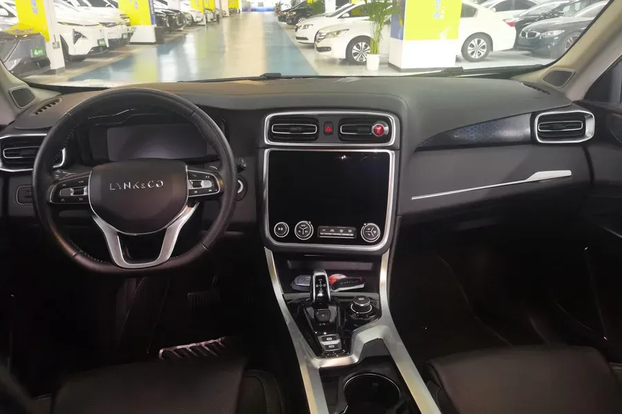 2019 LYNK&CO 01 EM-P 1.5T 180HP L3 7DCT PHEV 9.4KWH,autocango,china used car exporter,china ev exporter,chinese used car exporter,chinese used ev exporter