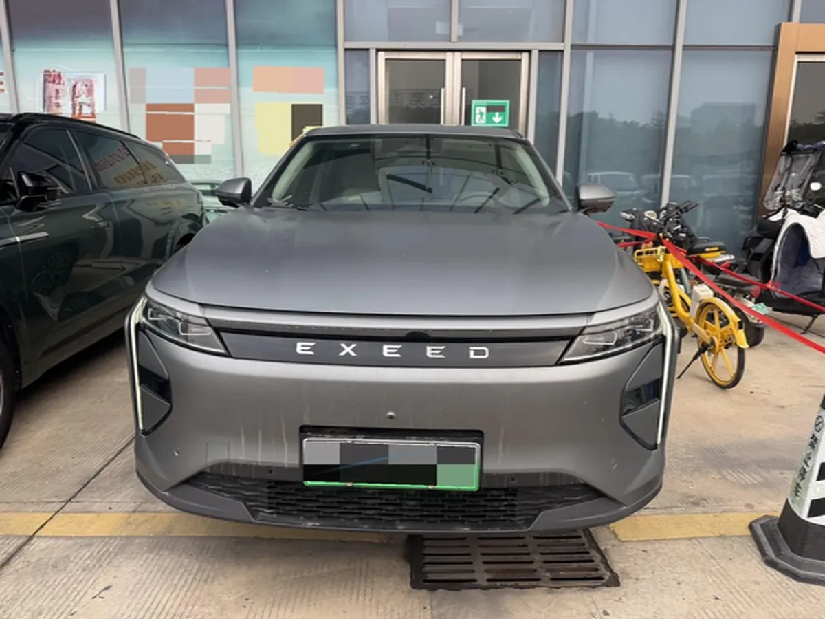 2025 Exceed RX C-DM 1.5T 156HP L4 3DHT PHEV 34.46KWH,autocango,china used car exporter,china ev exporter,chinese used car exporter,chinese used ev exporter