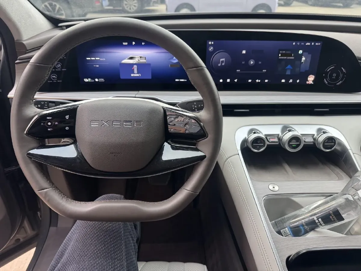 2025 Exceed RX C-DM 1.5T 156HP L4 3DHT PHEV 34.46KWH,autocango,china used car exporter,china ev exporter,chinese used car exporter,chinese used ev exporter