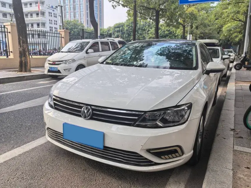 2018 Volkswagen Lamando 1.4T 131HP L4 7DCT