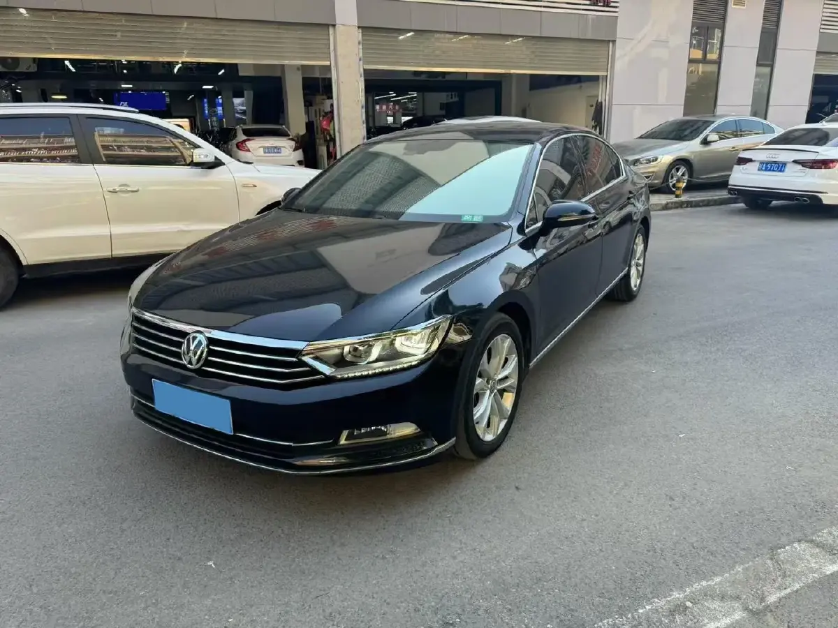 2018 Volkswagen Magotan 1.8T 180HP L4 7DCT