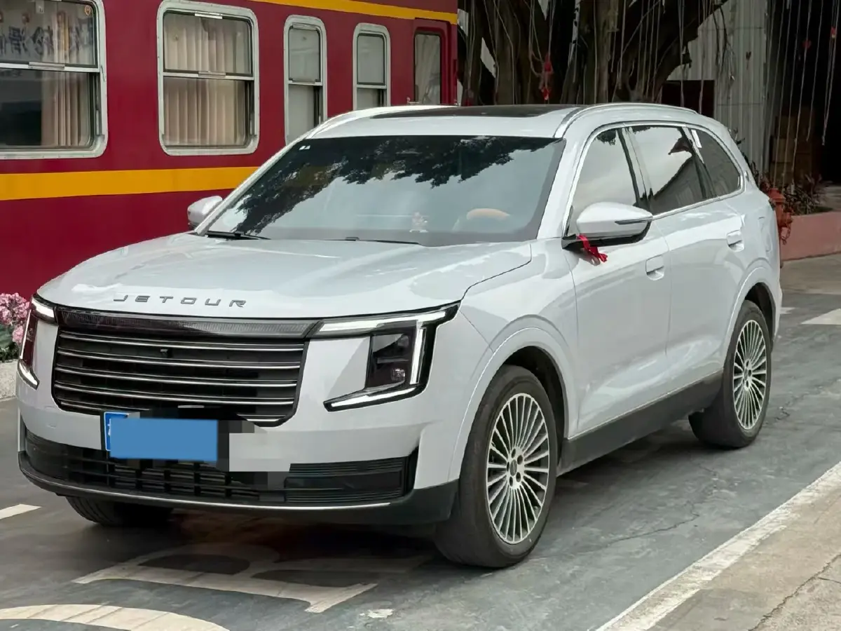 2025 Jetour X70 Plus 1.5T 156HP L4 CVT