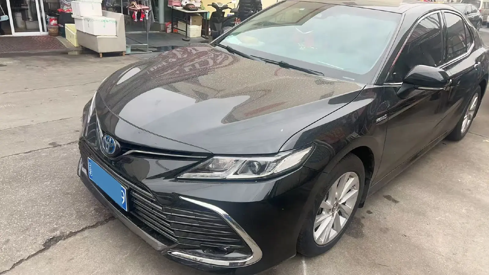 2021 Toyota Camry 2.5L 178HP L4 E-CVT Hybrid