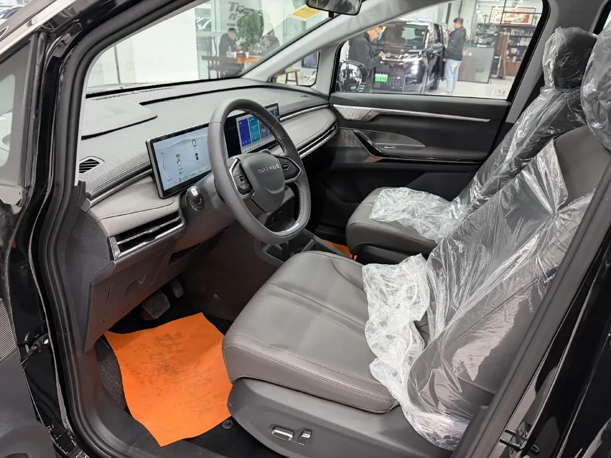 2024 MAXUS DaJia 7 1.5T 150HP L4 1DHT PHEV 24.7KWH,autocango,china used car exporter,china ev exporter,chinese used car exporter,chinese used ev exporter