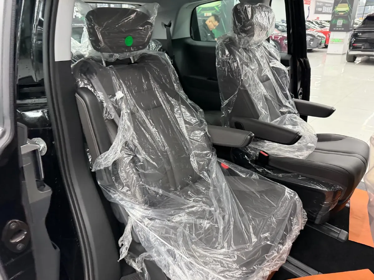 2024 MAXUS DaJia 7 1.5T 150HP L4 1DHT PHEV 24.7KWH,autocango,china used car exporter,china ev exporter,chinese used car exporter,chinese used ev exporter