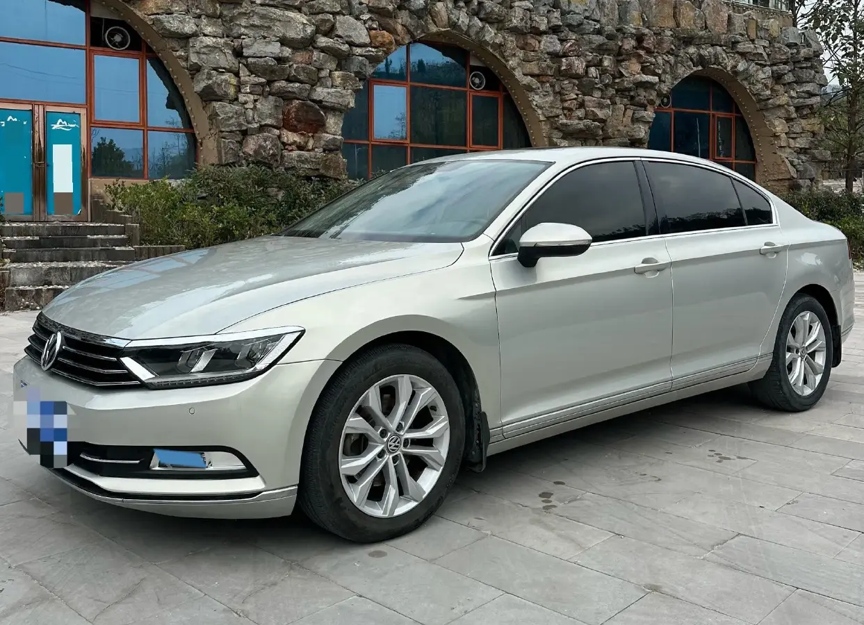 2018 Volkswagen Magotan 1.8T 180HP L4 7DCT