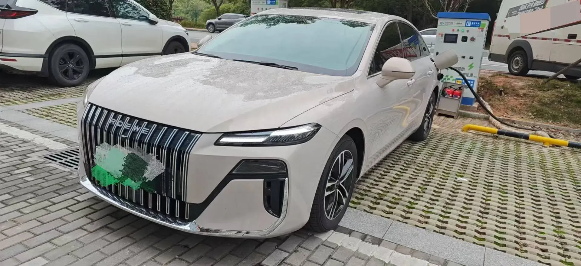 2025 Roewe M7 DMH 1.5L 112HP L4 1DHT PHEV