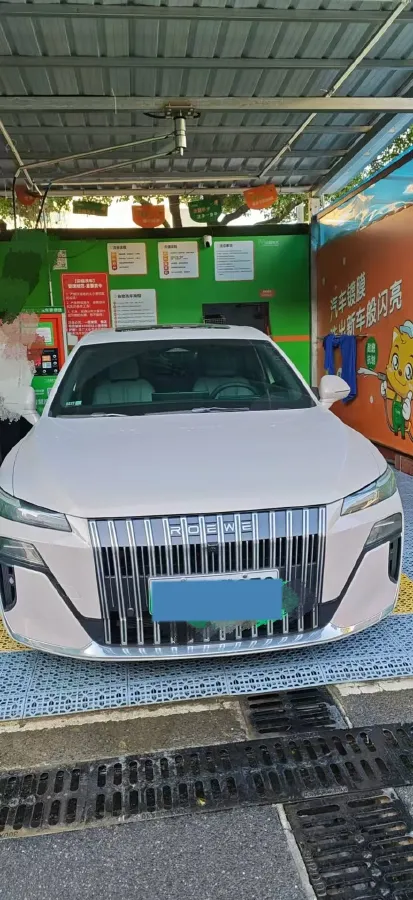 2025 Roewe M7 DMH 1.5L 112HP L4 1DHT PHEV,autocango,china used car exporter,china ev exporter,chinese used car exporter,chinese used ev exporter