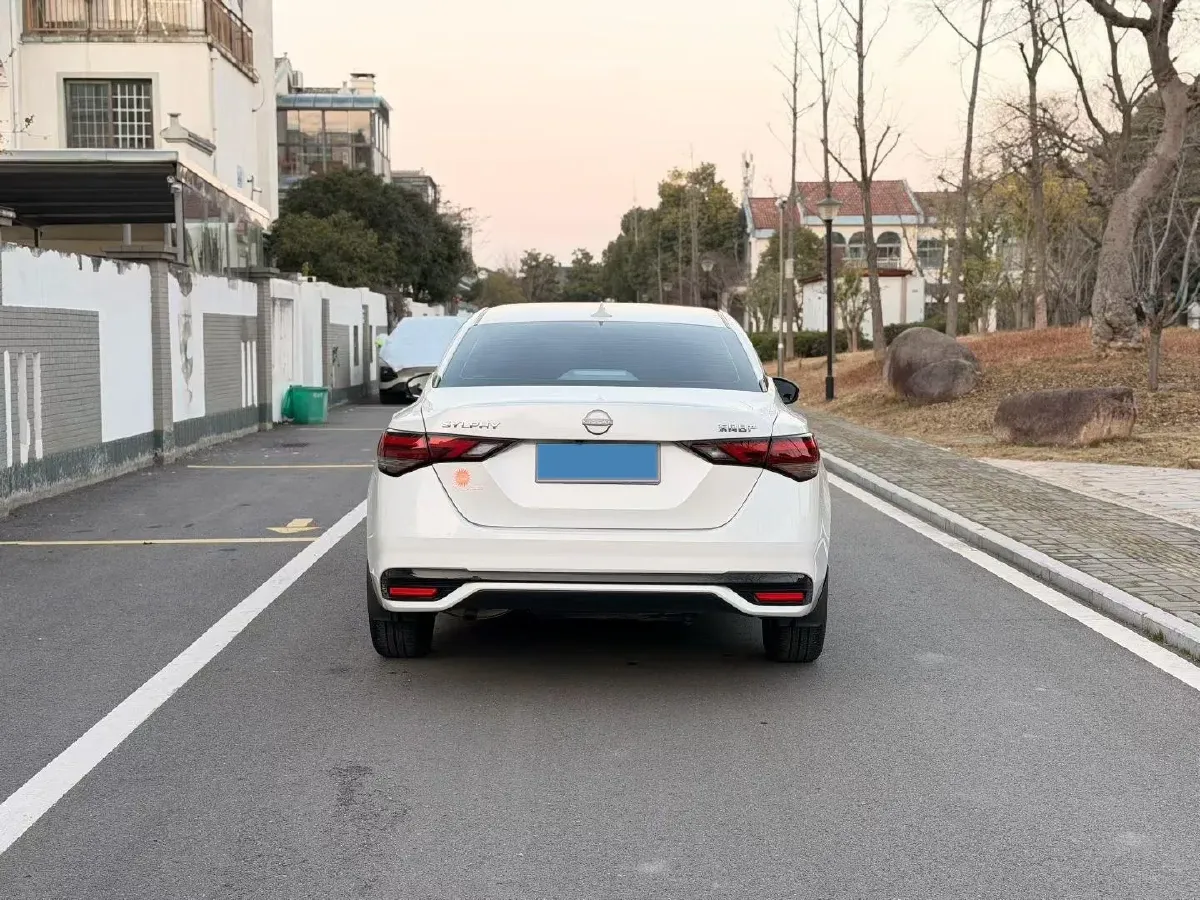 2023 Nissan Sylphy 1.6L 135HP L4 CVT,autocango,china used car exporter,china ev exporter,chinese used car exporter,chinese used ev exporter
