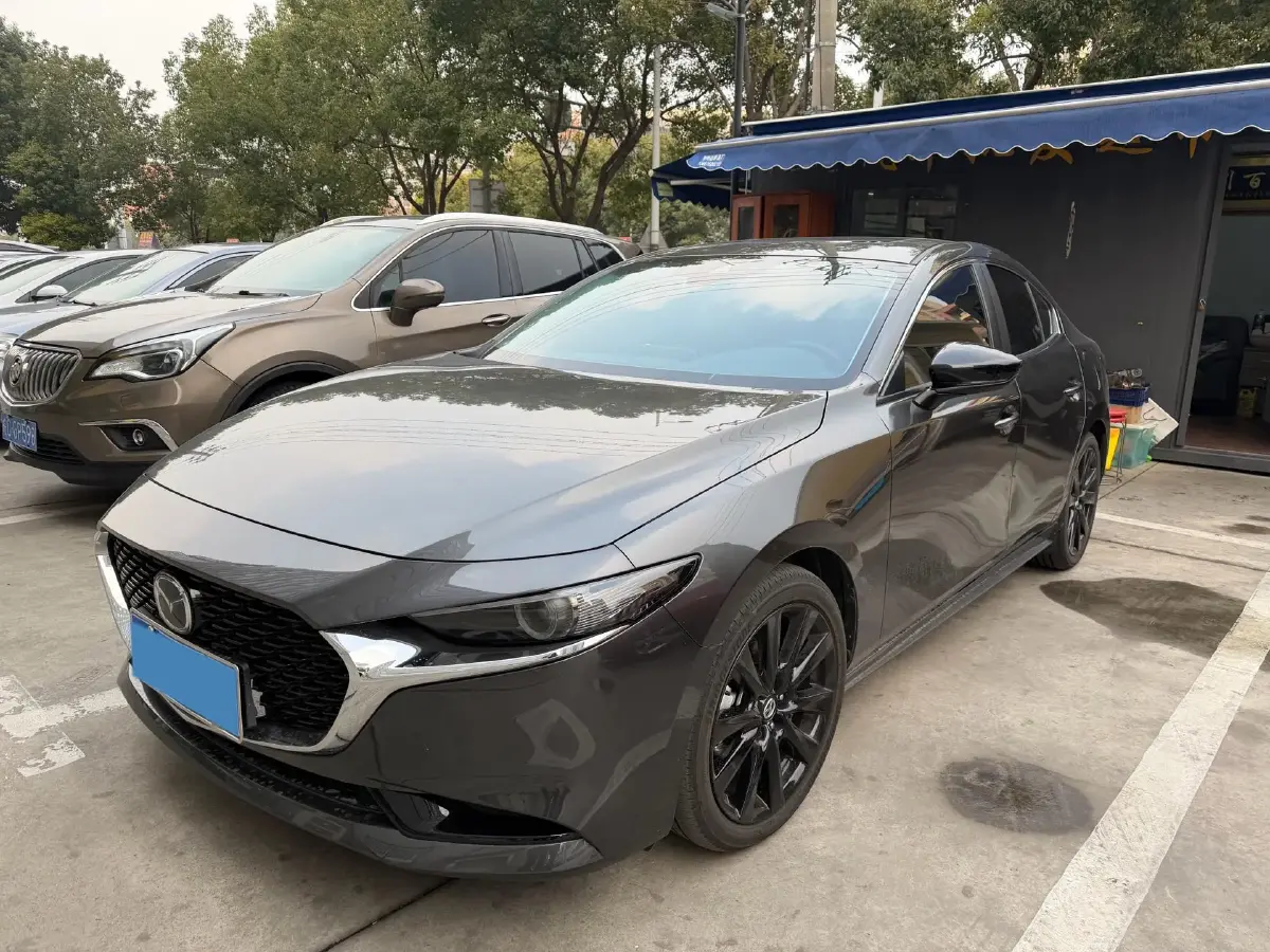 2025 Mazda 3 Axela 2.0L 158HP L4 6AT