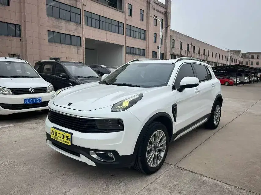 2019 LYNK&CO 01 2.0T 190HP L4 6AT