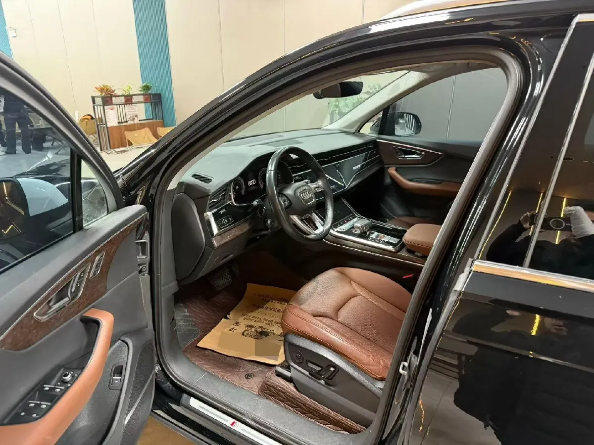 2022 Volkswagen Touareg 3.0T 340HP V6 8AT,autocango,china used car exporter,china ev exporter,chinese used car exporter,chinese used ev exporter