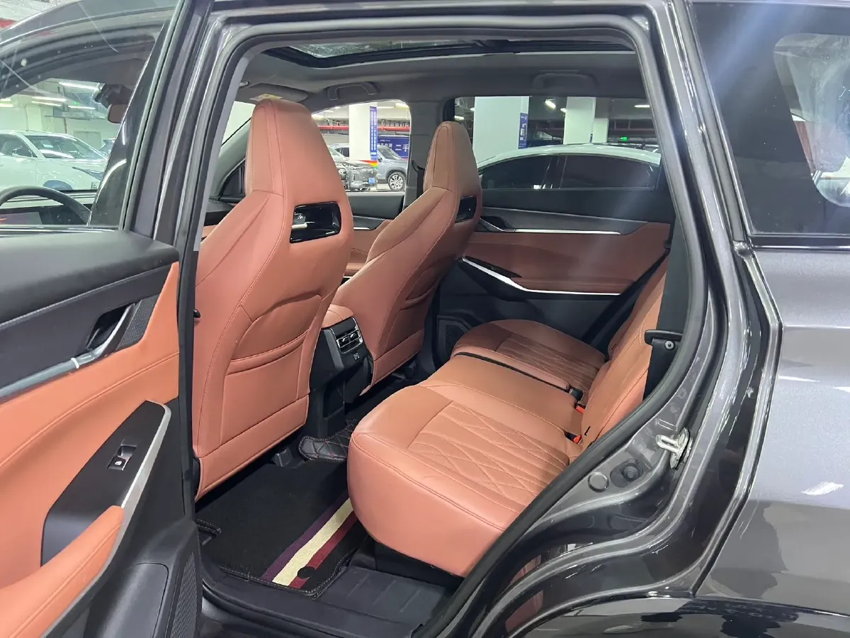 2024 ChangAn CS75 Plus 1.5T 188HP L4 8AT,autocango,china used car exporter,china ev exporter,chinese used car exporter,chinese used ev exporter