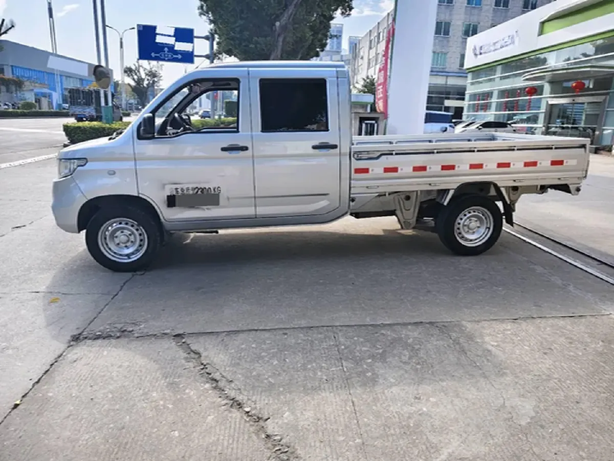 2019 WuLing RongGuang New Truck 1.5L 107HP L4 5MT,autocango,china used car exporter,china ev exporter,chinese used car exporter,chinese used ev exporter