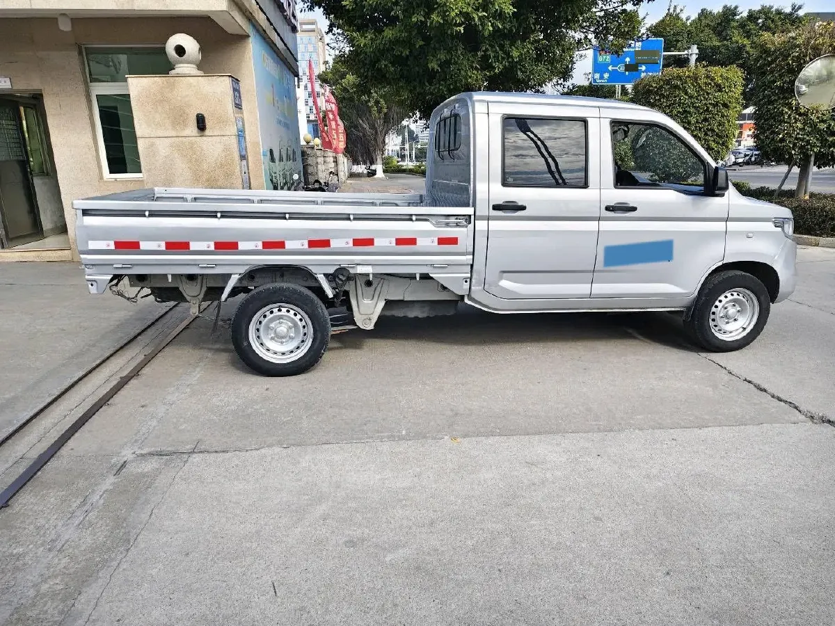 2019 WuLing RongGuang New Truck 1.5L 107HP L4 5MT,autocango,china used car exporter,china ev exporter,chinese used car exporter,chinese used ev exporter