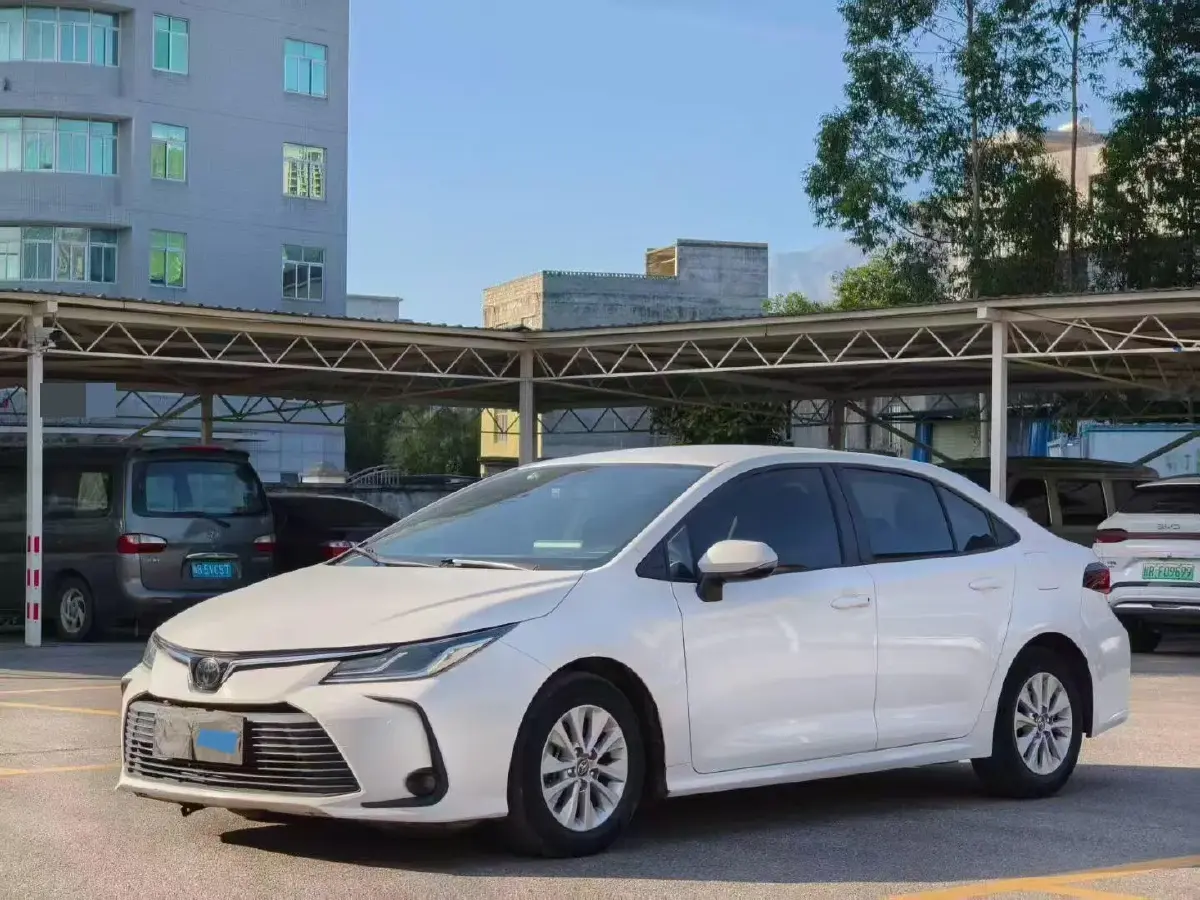 2021 Toyota Corolla 1.2T 116HP L4 CVT