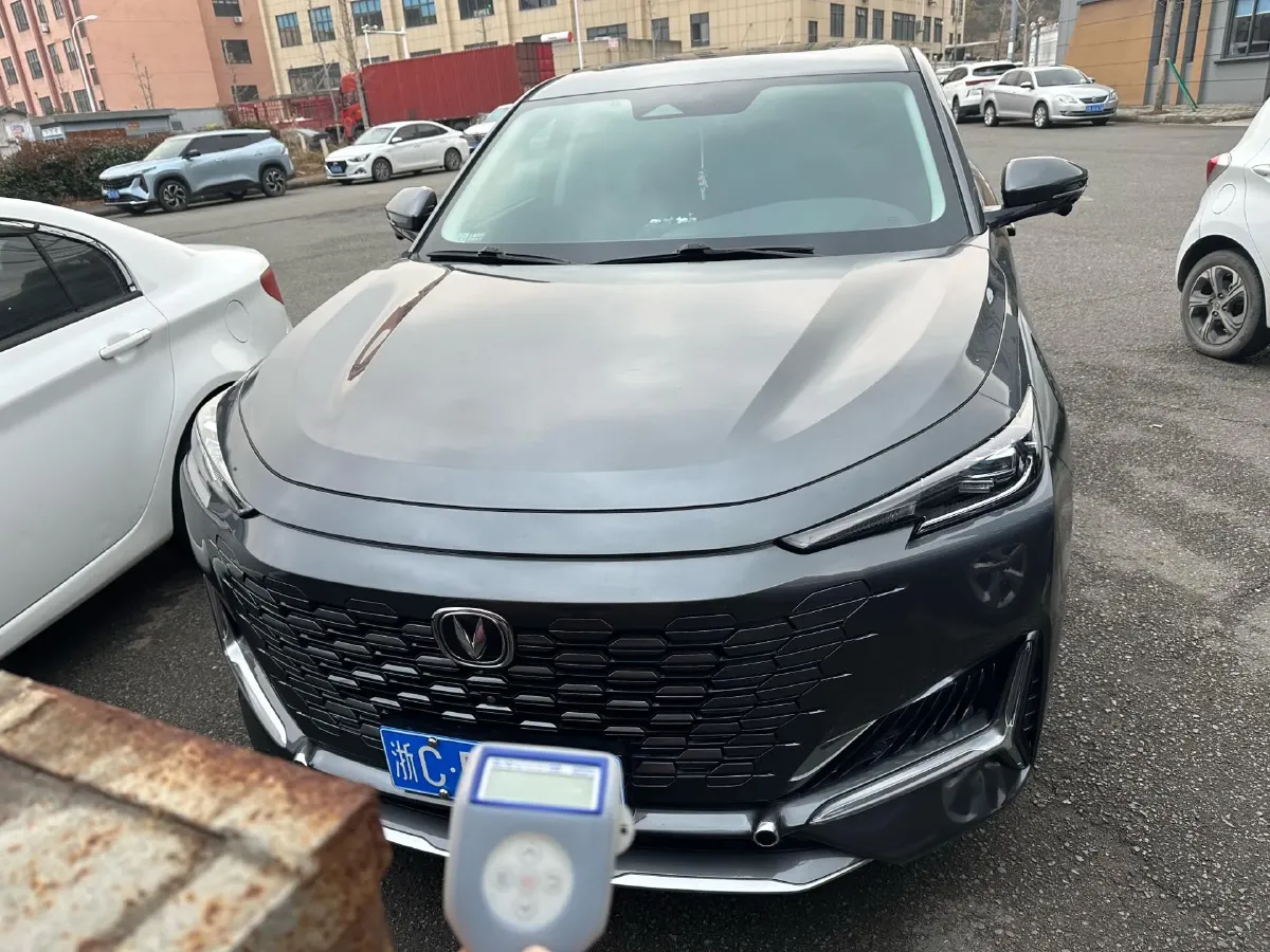 2021 ChangAn UNI-K 2.0T 233HP L4 8AT,autocango,china used car exporter,china ev exporter,chinese used car exporter,chinese used ev exporter