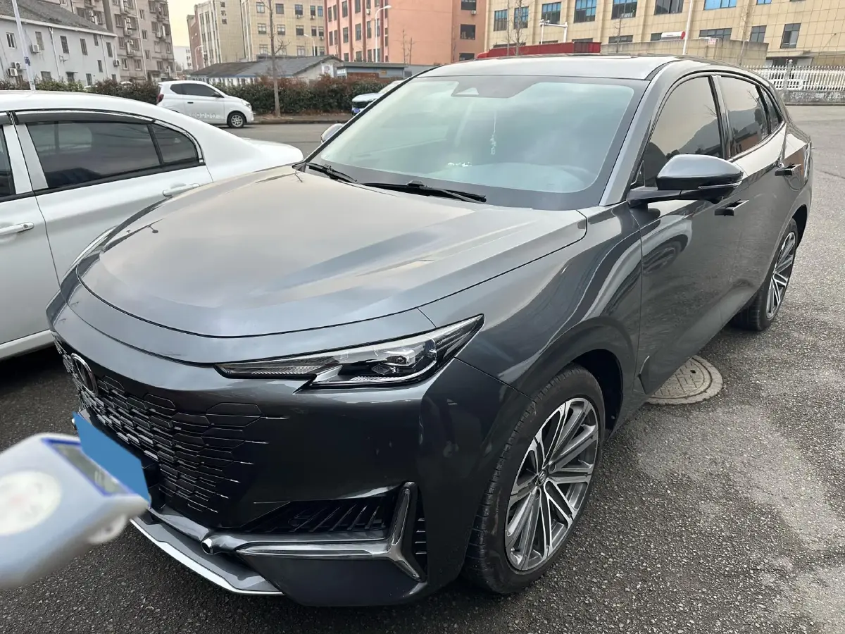2021 ChangAn UNI-K 2.0T 233HP L4 8AT