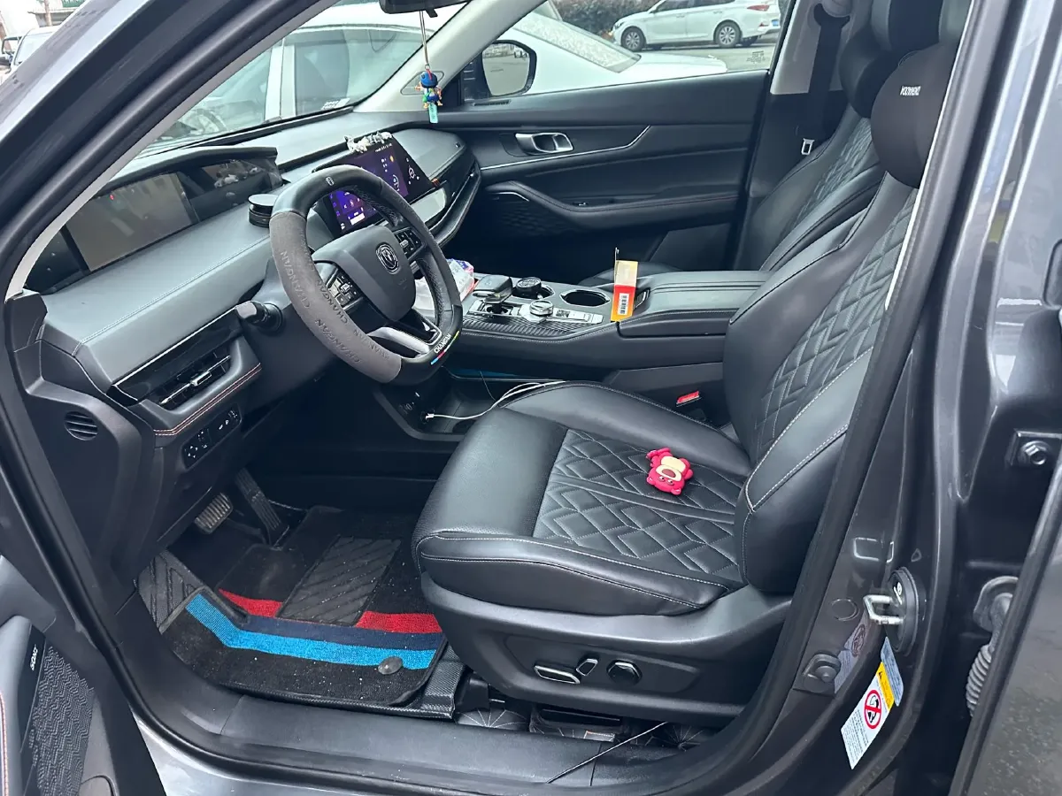 2021 ChangAn UNI-K 2.0T 233HP L4 8AT,autocango,china used car exporter,china ev exporter,chinese used car exporter,chinese used ev exporter