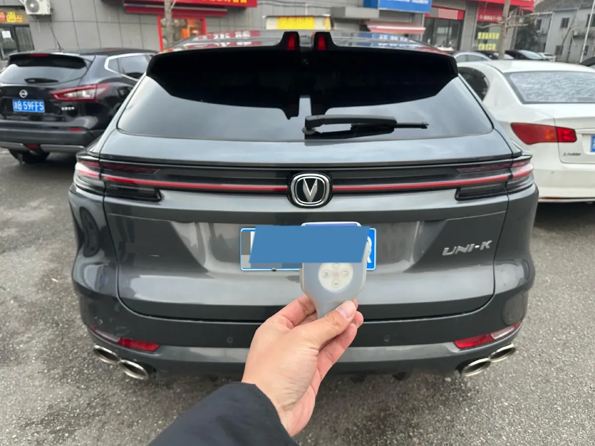 2021 ChangAn UNI-K 2.0T 233HP L4 8AT,autocango,china used car exporter,china ev exporter,chinese used car exporter,chinese used ev exporter