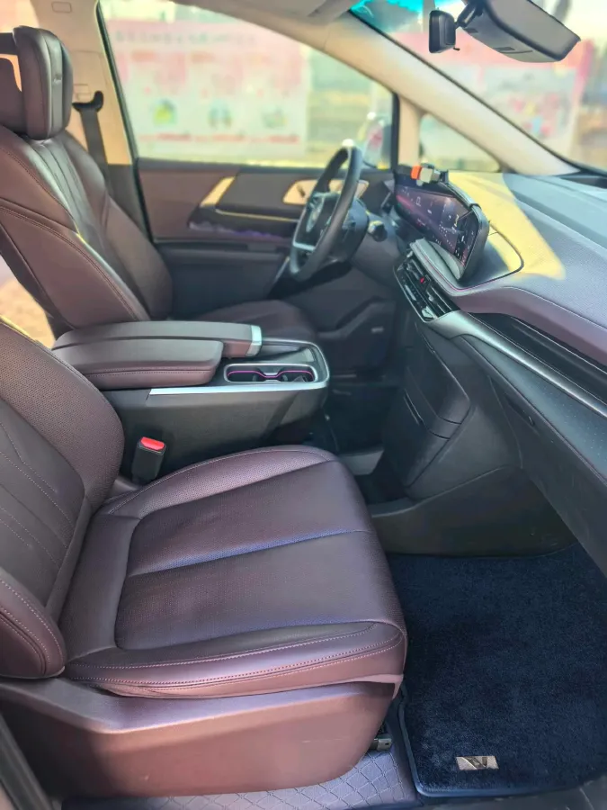 2025 Buick Century 2.0T 237HP L4 9AT,autocango,china used car exporter,china ev exporter,chinese used car exporter,chinese used ev exporter