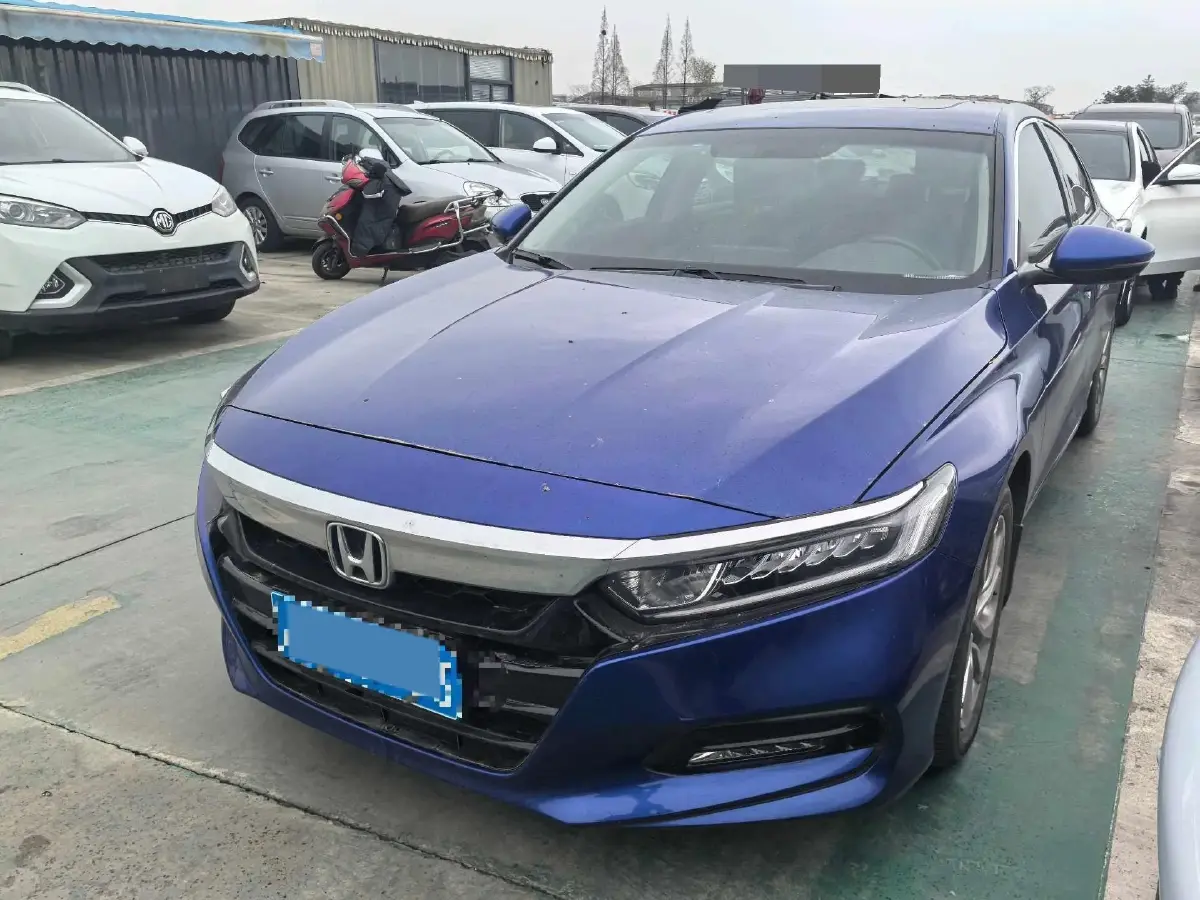 2018 Honda Accord 1.5T 194HP L4 CVT