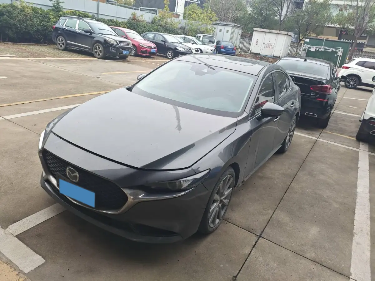 2023 Mazda 3 Axela 2.0L 158HP L4 6AT