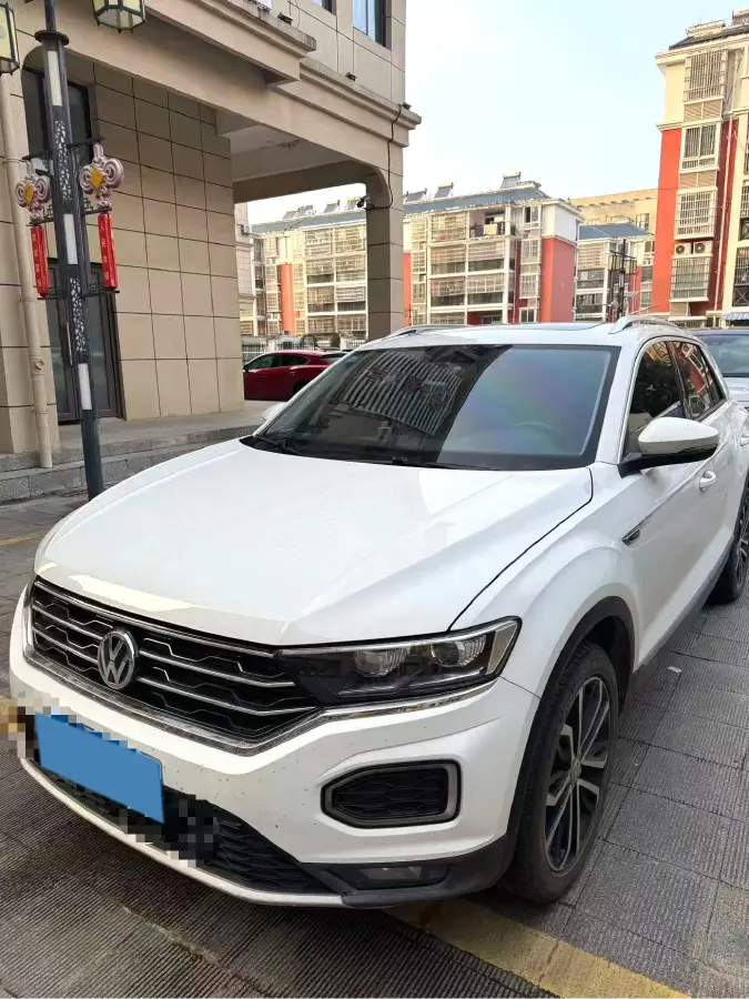2020 Volkswagen T-Roc 1.4T 150HP L4 7DCT