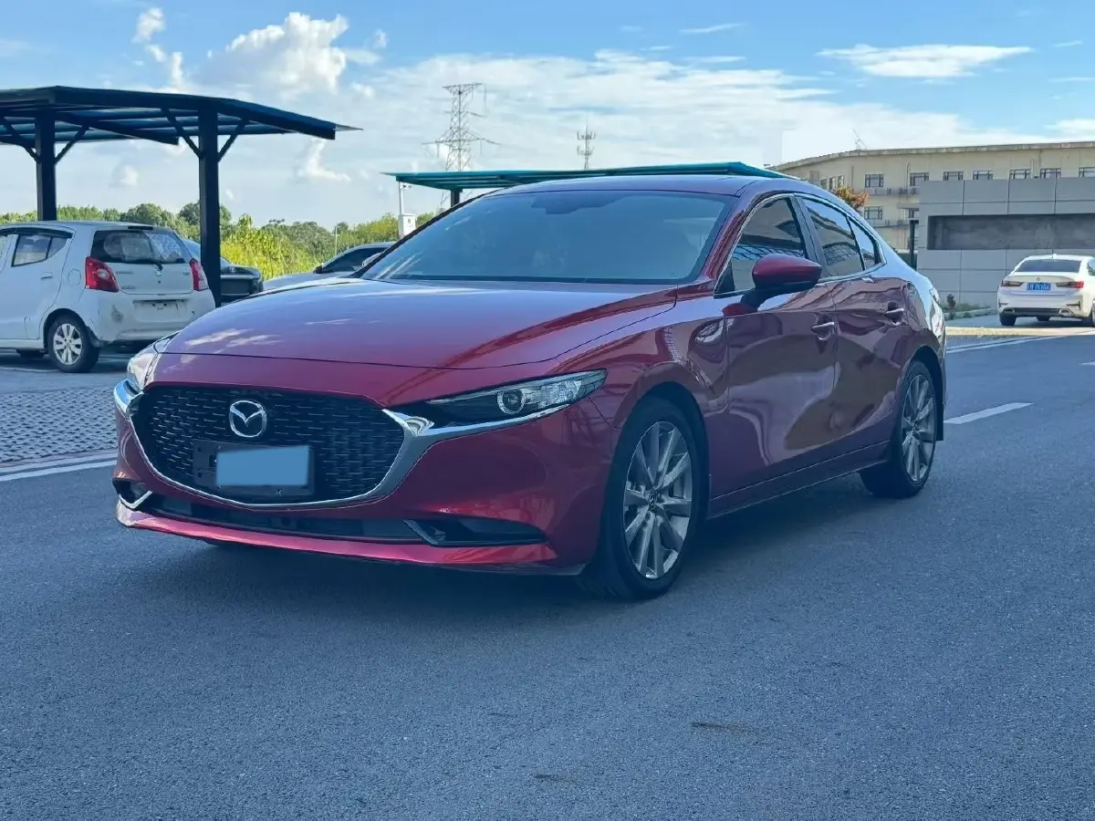 2022 Mazda 3 Axela 2.0L 158HP L4 6AT