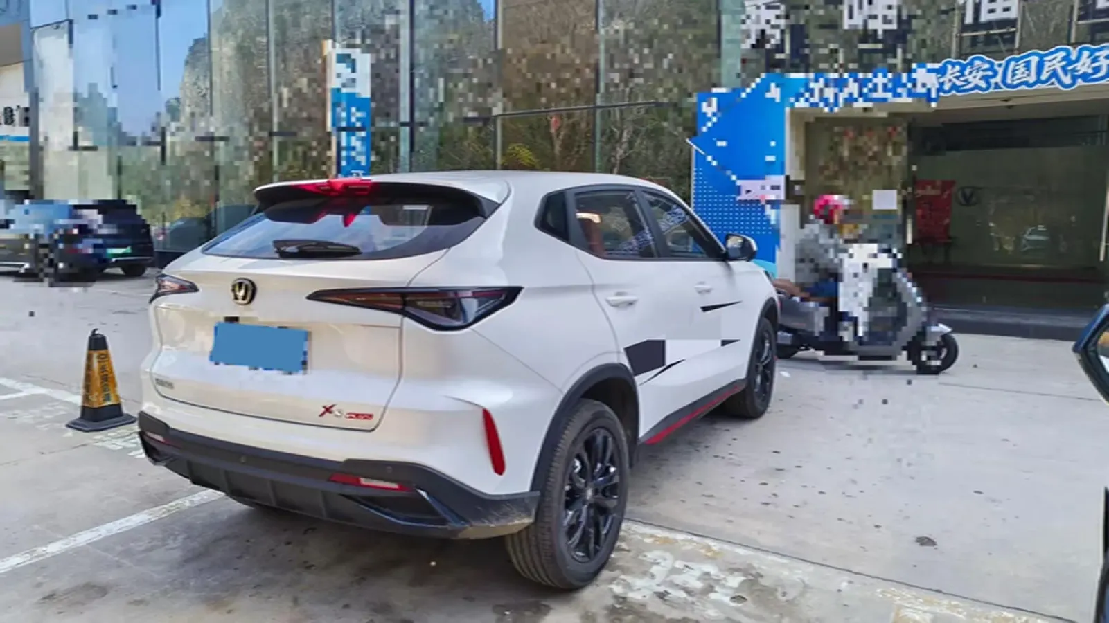 2026 ChangAn X5 PLUS 1.5T 192HP L4 7DCT,autocango,china used car exporter,china ev exporter,chinese used car exporter,chinese used ev exporter