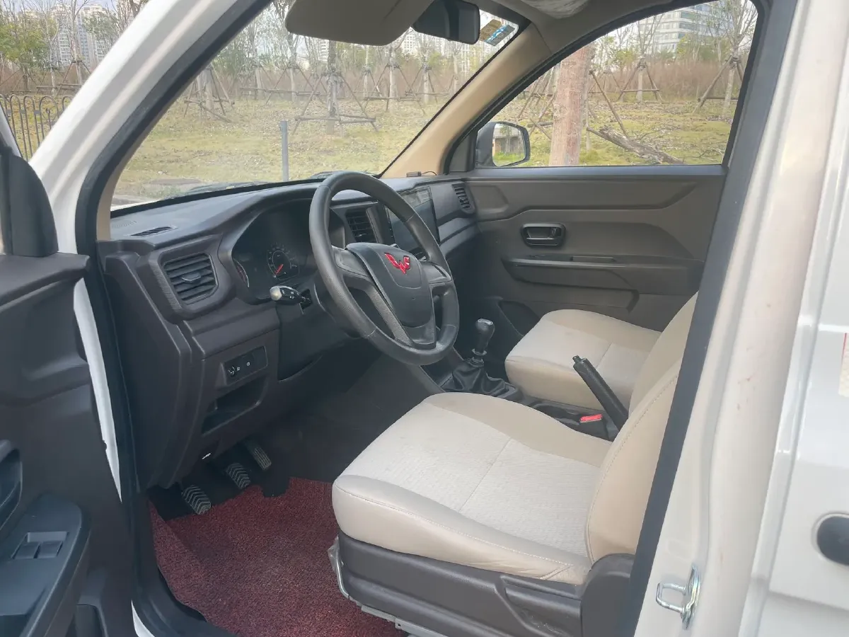 2022 JinBei Little Sea Lion X30 1.5L 102HP L4 5MT,autocango,china used car exporter,china ev exporter,chinese used car exporter,chinese used ev exporter