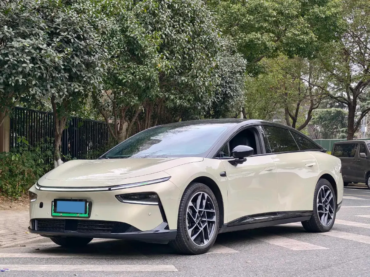 2024 Xpeng P7+ BEV 76.3KWH