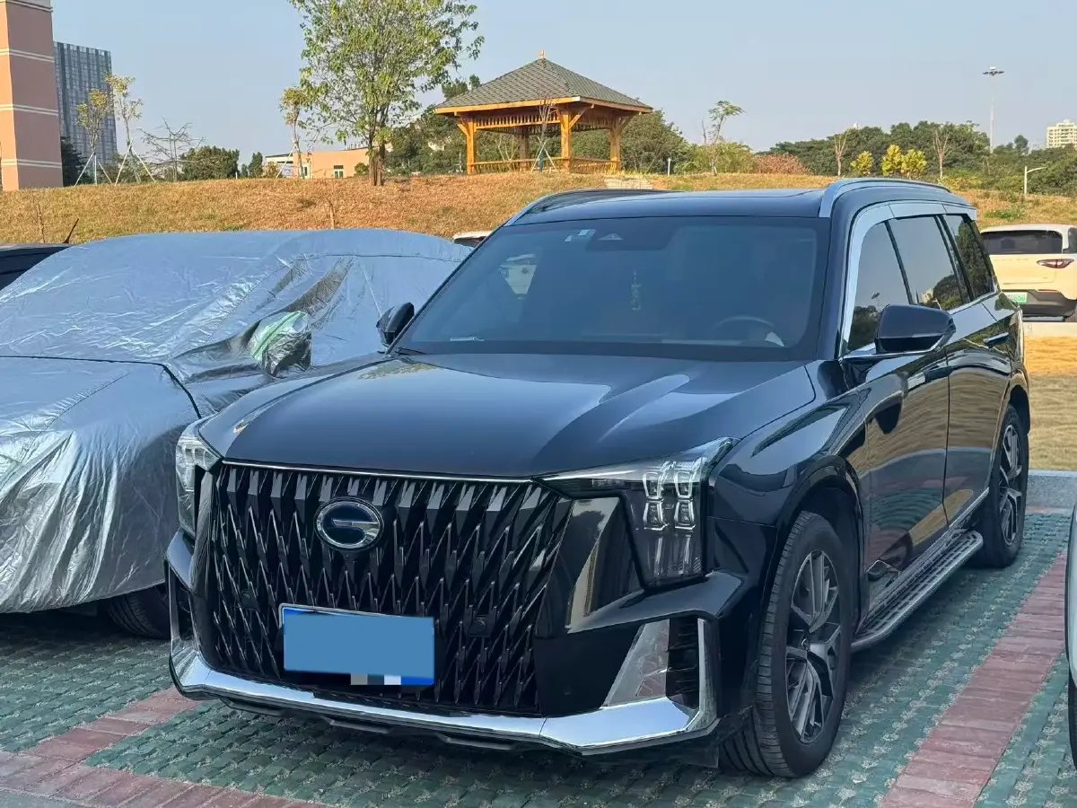 2024 GAC Trumpchi GS8 2.0T 190HP L4 E-CVT Hybrid