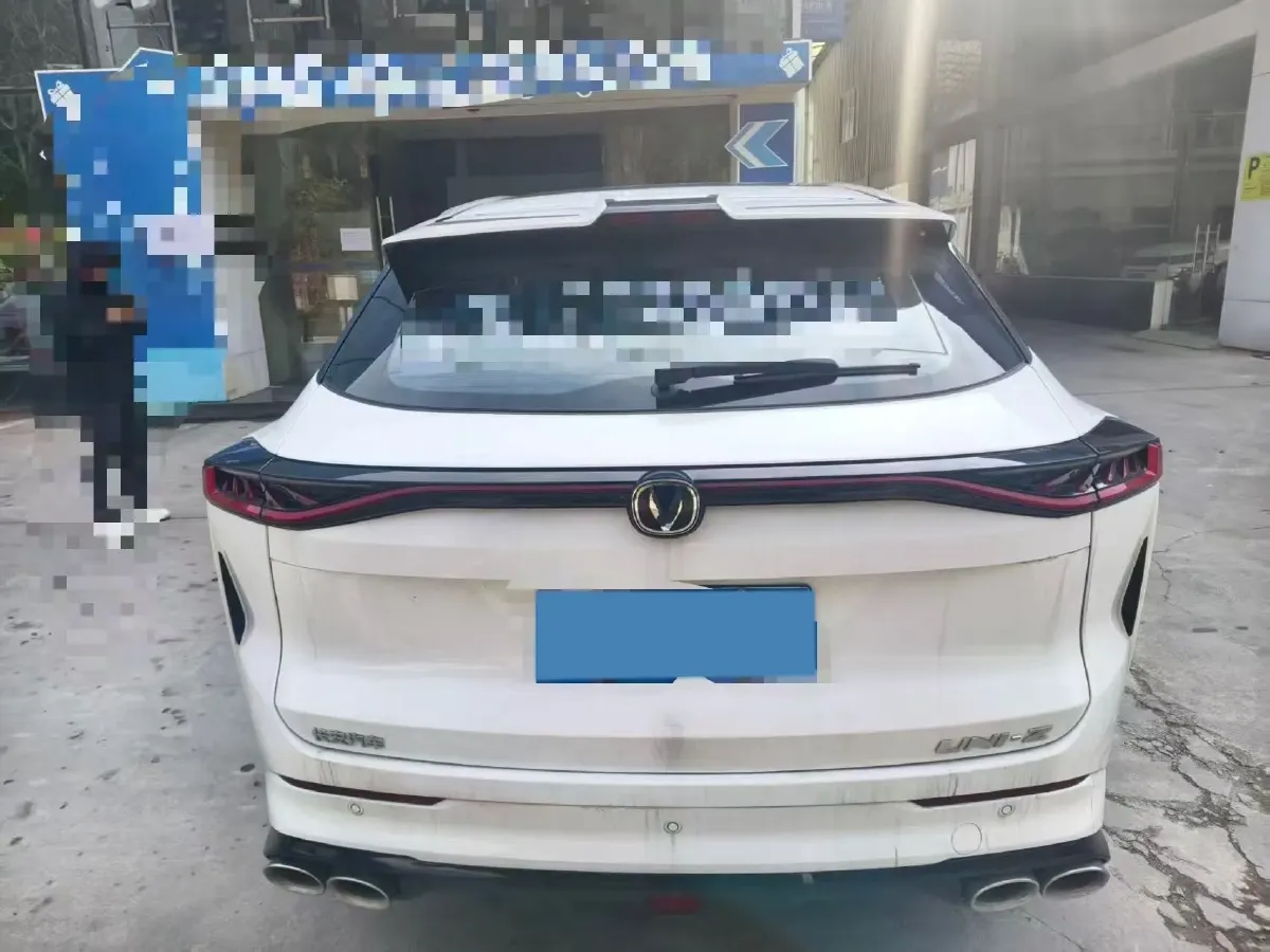 2025 ChangAn UNI-Z 1.5T 188HP L4 7DCT,autocango,china used car exporter,china ev exporter,chinese used car exporter,chinese used ev exporter