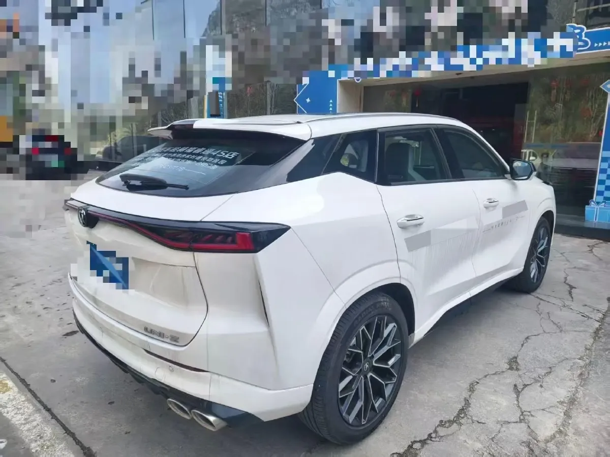 2025 ChangAn UNI-Z 1.5T 188HP L4 7DCT,autocango,china used car exporter,china ev exporter,chinese used car exporter,chinese used ev exporter