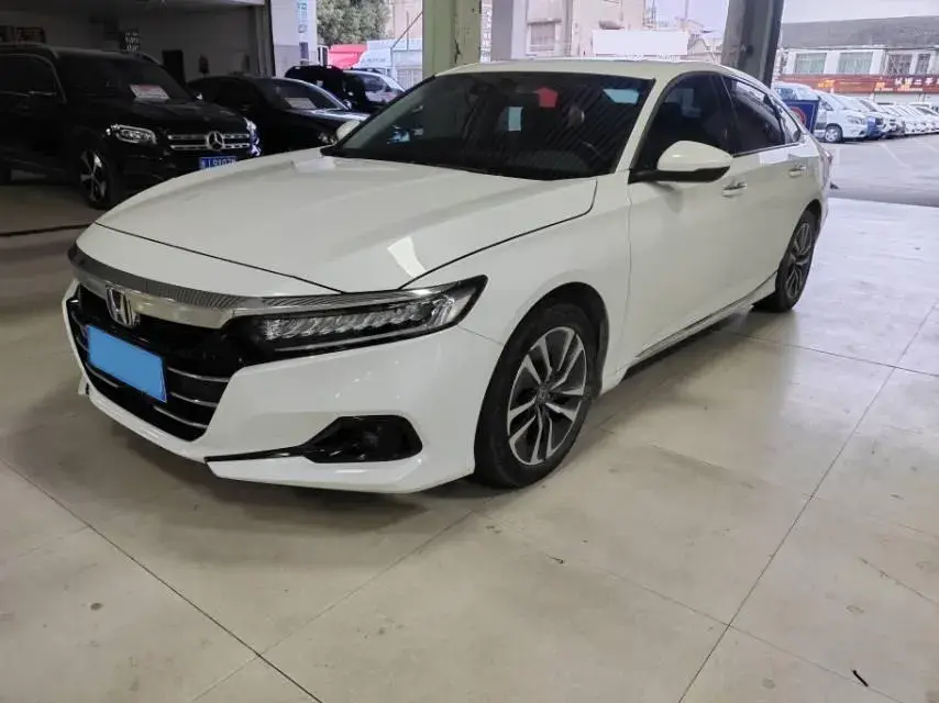 2022 Honda Accord 2.0L 146HP L4 E-CVT Hybrid