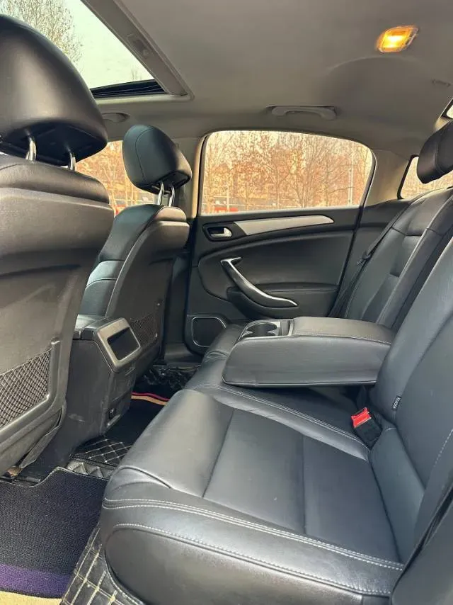 2017 Citroen C5 1.6T 167HP L4 6AT,autocango,china used car exporter,china ev exporter,chinese used car exporter,chinese used ev exporter