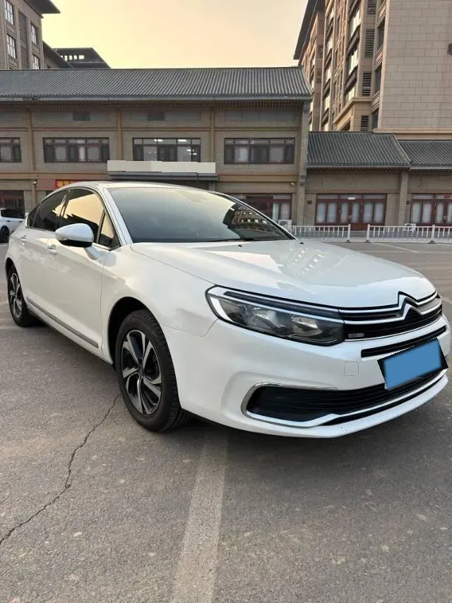 2017 Citroen C5 1.6T 167HP L4 6AT,autocango,china used car exporter,china ev exporter,chinese used car exporter,chinese used ev exporter