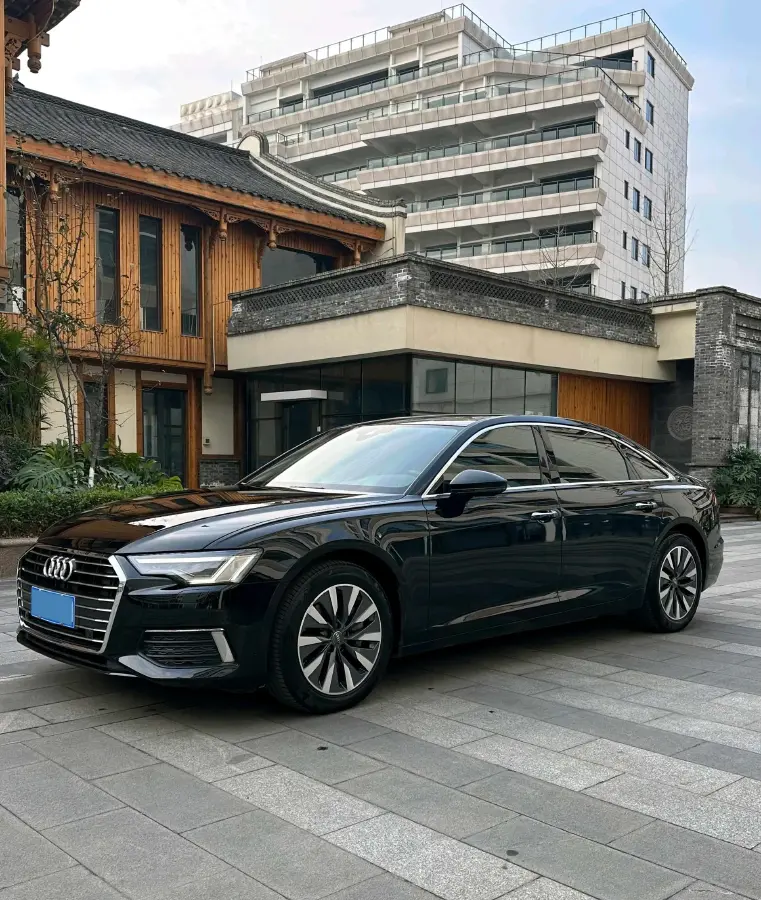 2021 Audi A6L 2.0T 224HP L4 7DCT